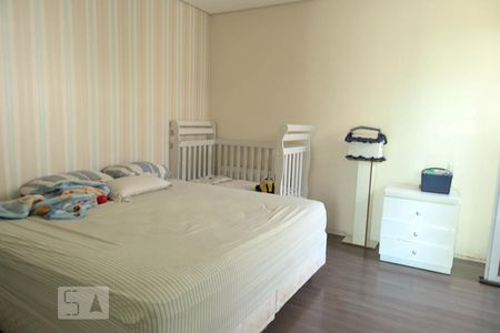 Casa à venda com 310m², 3 quartos e 3 vagasSuíte 3