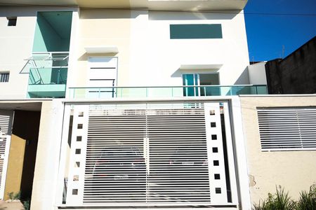 Casa à venda com 310m², 3 quartos e 3 vagasFachada