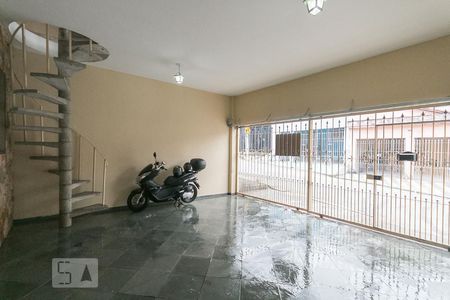 Casa à venda com 205m², 3 quartos e 2 vagasGaragem