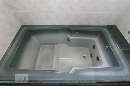 Casa à venda com 205m², 3 quartos e 2 vagasBanheiro da suíte