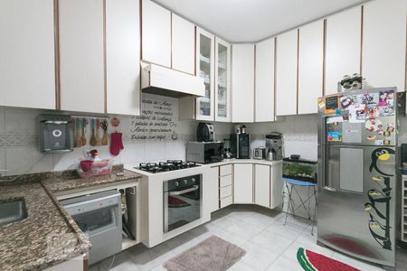 Casa à venda com 205m², 3 quartos e 2 vagasCozinha