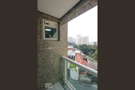 Apartamento para alugar com 250m², 3 quartos e sem vagaSuíte1