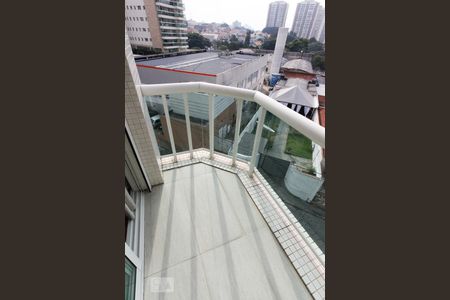 Apartamento para alugar com 250m², 3 quartos e sem vagaSuíte2