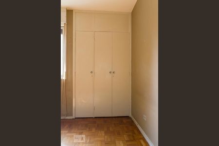 Apartamento para alugar com 73m², 3 quartos e 1 vagaArmário do Quarto 2 