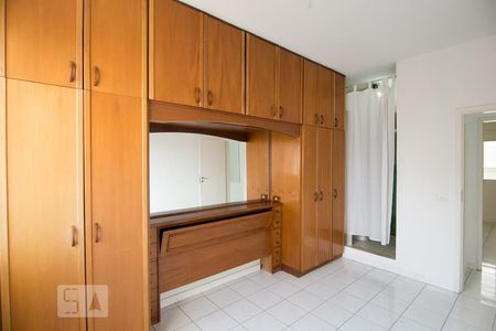 Suíte de apartamento para alugar com 2 quartos, 53m² em Tijuca, Rio de Janeiro