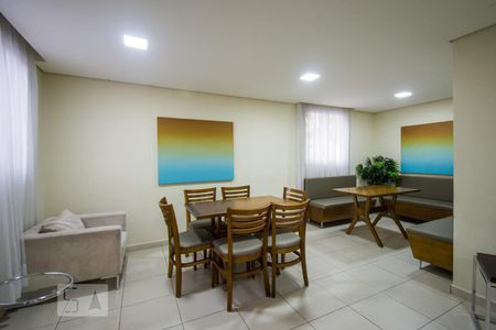Apartamento à venda com 74m², 3 quartos e 1 vagaSalão  de Festa