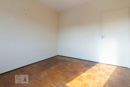Quarto 1 de casa para alugar com 2 quartos, 90m² em Vila Bancária Munhoz, São Paulo