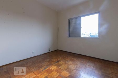 Quarto 2 de casa para alugar com 2 quartos, 90m² em Vila Bancária Munhoz, São Paulo