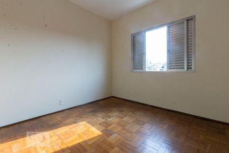 Quarto 1 de casa para alugar com 2 quartos, 90m² em Vila Bancária Munhoz, São Paulo