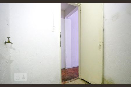 Banheiro de kitnet/studio para alugar com 1 quarto, 37m² em Bela Vista, São Paulo