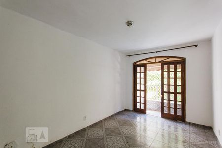 Apartamento à venda com 66m², 2 quartos e 1 vagaSala