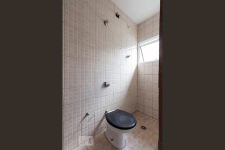 Casa para alugar com 280m², 4 quartos e 2 vagasBanheiro de serviço