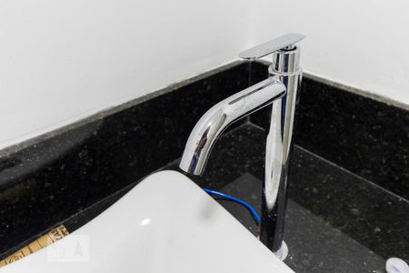 Lavabo de casa para alugar com 4 quartos, 280m² em Vila Monte Alegre, São Paulo