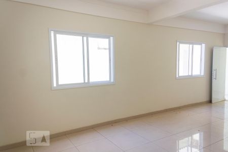 Casa à venda com 250m², 3 quartos e 5 vagas Casa à venda com 250m², 3 quartos e 5 vagasCozinha