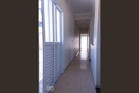 Casa à venda com 250m², 3 quartos e 5 vagas Casa à venda com 250m², 3 quartos e 5 vagasCorredor