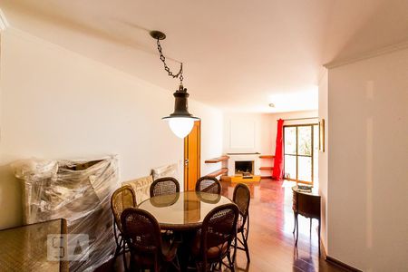 Sala de apartamento para alugar com 3 quartos, 125m² em Vila Madalena, São Paulo