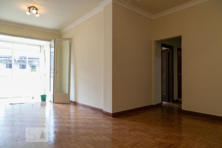Apartamento para alugar com 110m², 2 quartos e sem vaga Apartamento para alugar com 110m², 2 quartos e sem vagaSala