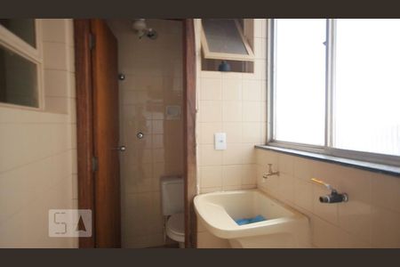 Apartamento à venda com 70m², 2 quartos e 1 vagaÁrea de Serviço