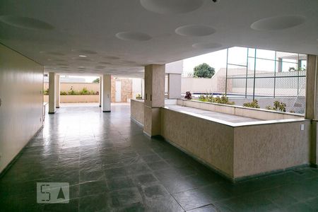 Apartamento à venda com 70m², 2 quartos e 1 vagaÁrea do Edifício - Lazer