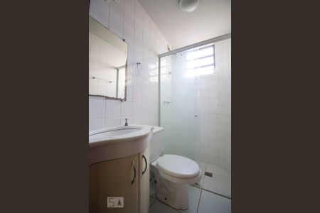 Banho Social de apartamento à venda com 2 quartos, 50m² em Santa Efigenia, Belo Horizonte