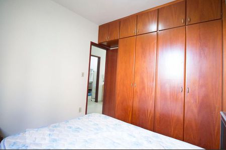 Quarto 01 de apartamento à venda com 2 quartos, 50m² em Santa Efigenia, Belo Horizonte