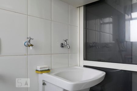 Apartamento para alugar com 70m², 2 quartos e sem vagaÁrea de serviço (Torneira)