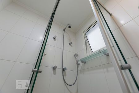 Banheiro social (Chuveiro) de apartamento para alugar com 2 quartos, 70m² em Cambuci, São Paulo