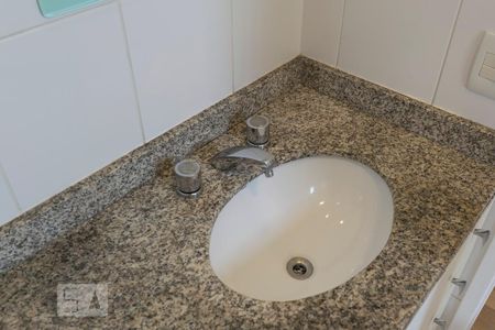 Apartamento para alugar com 70m², 2 quartos e sem vagaQuarto 2 - Suíte/ Banheiro (Torneira)