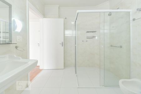 Apartamento à venda com 391m², 3 quartos e 1 vagaBanheiro da Suíte