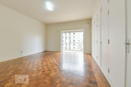 Apartamento à venda com 391m², 3 quartos e 1 vagaQuarto 2