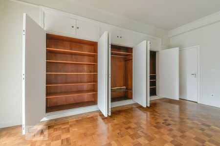 Apartamento à venda com 391m², 3 quartos e 1 vagaQuarto 2
