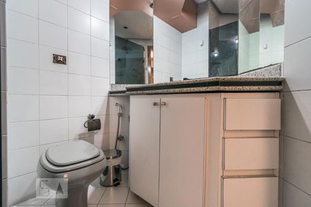Banheiro de apartamento à venda com 2 quartos, 62m² em Penha, Rio de Janeiro
