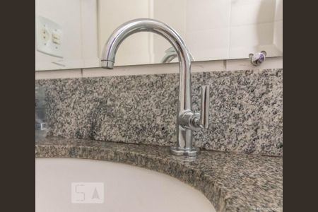 Banheiro  de apartamento para alugar com 3 quartos, 64m² em Silveira, Belo Horizonte