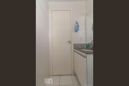 Banheiro  de apartamento para alugar com 3 quartos, 64m² em Silveira, Belo Horizonte