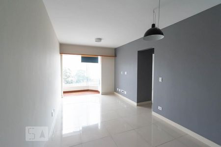 Sala de apartamento para alugar com 2 quartos, 65m² em Nova Piraju, São Paulo