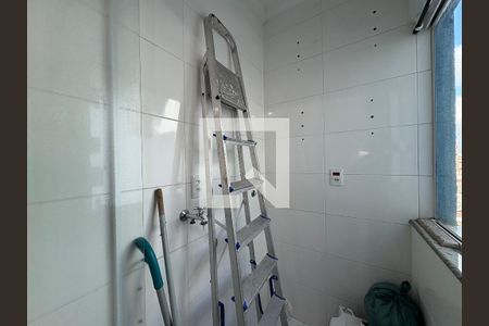 Área de Serviço de casa à venda com 3 quartos, 137m² em Vila Alzira, Santo André