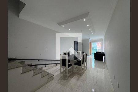 Sala de casa à venda com 3 quartos, 137m² em Vila Alzira, Santo André