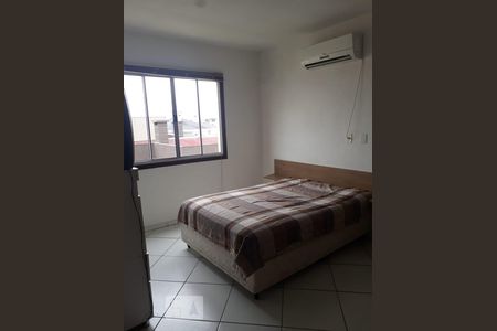 Dormitório de apartamento para alugar com 2 quartos, 74m² em Igara, Canoas