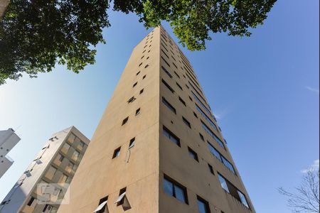 Apartamento à venda com 43m², 1 quarto e 1 vagaedifício