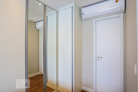 Quarto Armários de apartamento para alugar com 1 quarto, 40m² em Sumarezinho, São Paulo