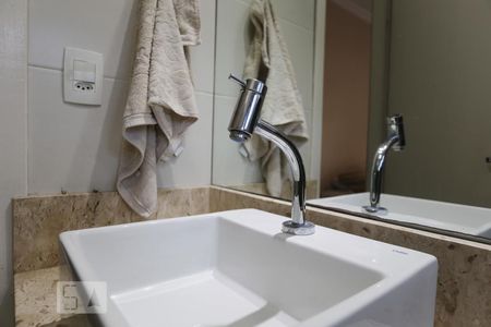 Casa à venda com 120m², 3 quartos e 2 vagasBanheiro da Suíte 01