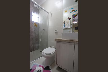 Casa à venda com 120m², 3 quartos e 2 vagasBanheiro da Suíte 02