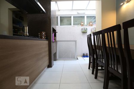 Casa à venda com 120m², 3 quartos e 2 vagasCozinha
