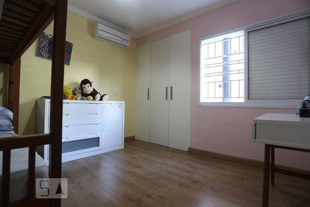 Casa à venda com 120m², 3 quartos e 2 vagasSuíte 02