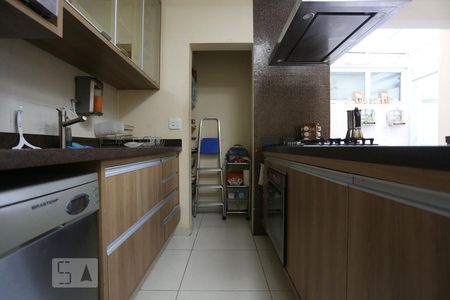Casa à venda com 120m², 3 quartos e 2 vagasCozinha