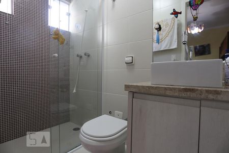 Casa à venda com 120m², 3 quartos e 2 vagasBanheiro da Suíte 02