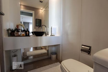lavabo de apartamento para alugar com 2 quartos, 97m² em Parque do Morumbi, São Paulo