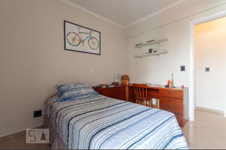 Apartamento à venda com 97m², 3 quartos e 2 vagasQuarto 2