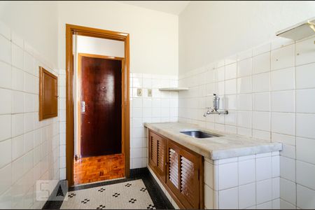 Cozinha de apartamento à venda com 1 quarto, 58m² em Centro, Campinas