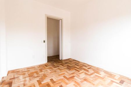 Quarto 1 de apartamento para alugar com 2 quartos, 68m² em Tristeza, Porto Alegre